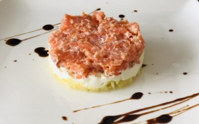 Lachs-Tartare mit Ananas kohlenhydratarm