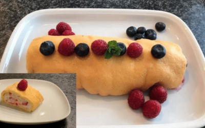 Beeren-Roulade mit niedrigem Kohlenhydratgehalt