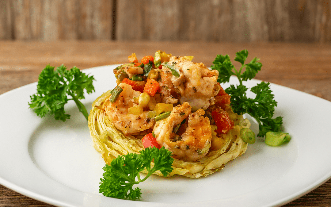 Weisskohl-Steaks mit Crevettenkrone Low Carb